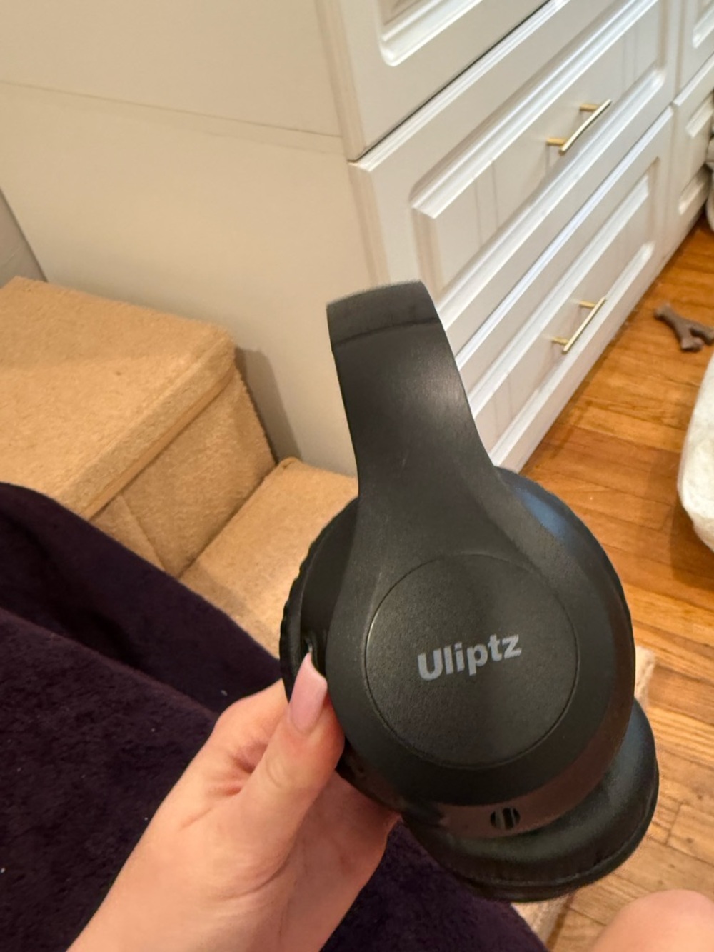 Black Wireless Over-Ear Headphones